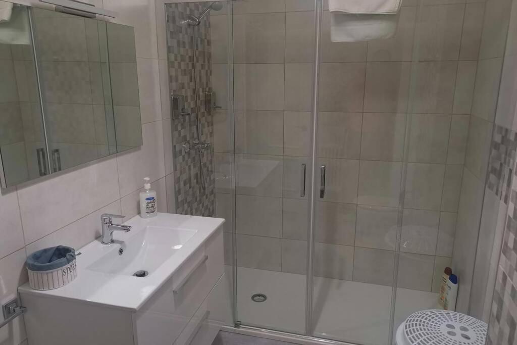 Apartamento Lalin Centro Ll Exterior foto